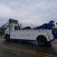 成都青羊汽车连线 换胎 搭电公司电话