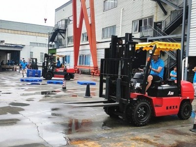 四川成都叉车培训学校,叉车培训科目