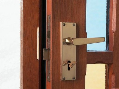 龙泉驿24小时汽车开锁公司电话 附近