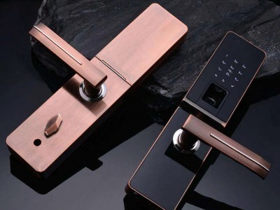 成华24小时汽车开锁公司电话 开锁公