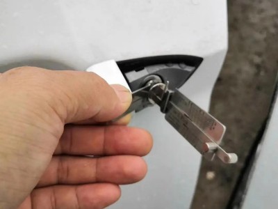 蒲江开汽车锁公司电话 保险柜维修电