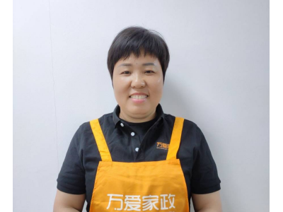 成都金牌保姆 锦江中级月嫂 住家保